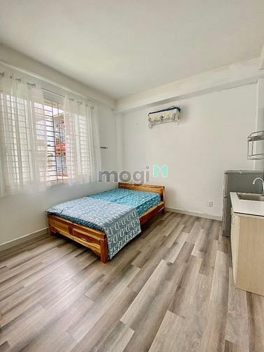 Hình ảnh - studio full nội thất cửa sổ lớn