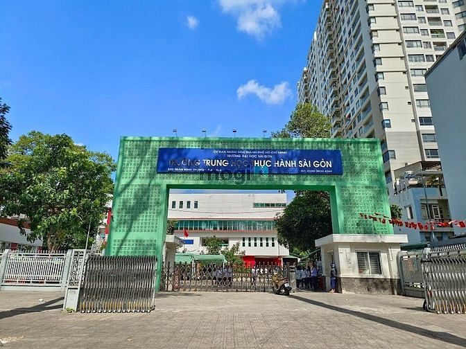 Hình ảnh Trung tâm Q5 Sài Gòn - Gần các trường đại học lớn - 4 Tầng hóng gió.
