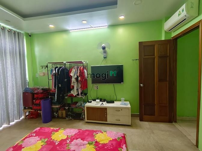 Hình ảnh Trung tâm Q5 Sài Gòn - Gần các trường đại học lớn - 4 Tầng hóng gió.