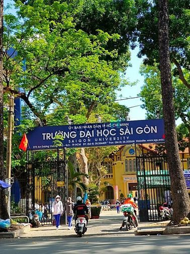 Hình ảnh Trung tâm Q5 Sài Gòn - Gần các trường đại học lớn - 4 Tầng hóng gió.