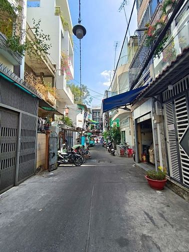 Hình ảnh Trung tâm Q5 Sài Gòn - Gần các trường đại học lớn - 4 Tầng hóng gió.