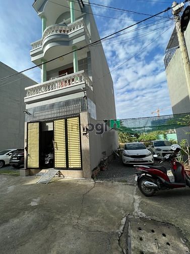 Hình ảnh Bán gấp lô đất kdc đồng bộ như hình, hẻm xe hơi thông thoáng