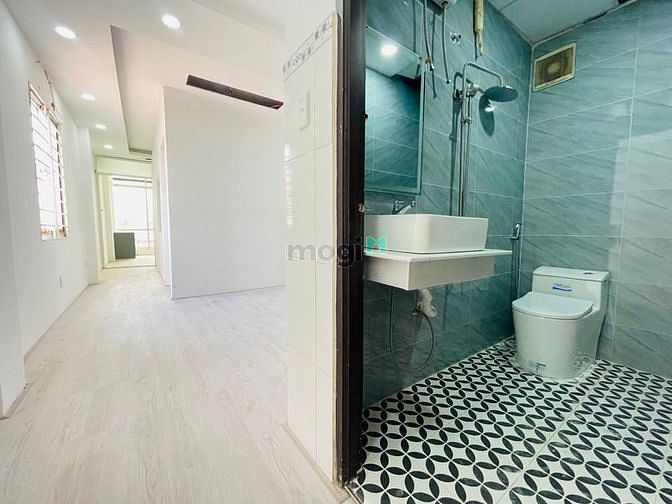 Hình ảnh CHDV 2PN full nội thất xịn xò quận 5