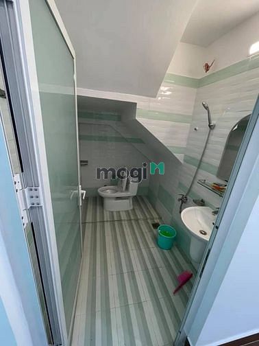 Hình ảnh Kinh tế khó khăn cần bán gấp nhà Nơ Trang Long - 42m2