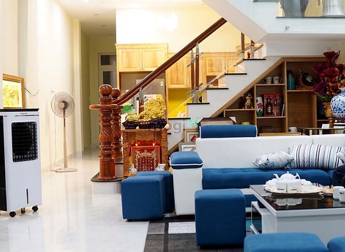 Hình ảnh CẦN TIỀN BÁN NGAY Cô Giang Q1 52m2 3ty260