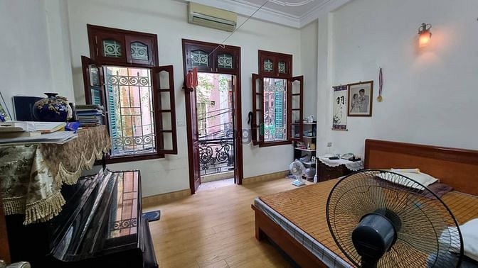 Hình ảnh PHÂN LÔ - Ô TÔ - Ở LUÔN - 40M - 10 tỷ -Phạm Tuấn Tài