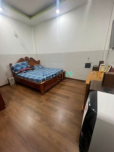 Hình ảnh Bán nhà 4 tầng Hẽm 3m cách Phạm Văn Đồng 70m