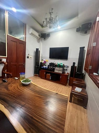 Hình ảnh Bán nhà 4 tầng Hẽm 3m cách Phạm Văn Đồng 70m