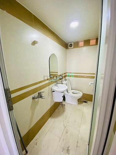Hình ảnh CHDV 1PN RIÊNG FULL NT gần Ngã Tư Hàng Xanh Quận Bình Thạnh
