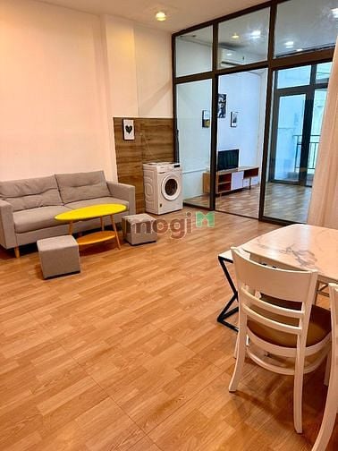 Hình ảnh Penhouse rộng 50m2 máy giặt riêng có bancony bình thạnh
