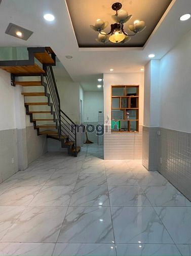Hình ảnh Nhà đẹp, 24m2 đất, 2 lầu, 3 PN, Gần chợ Bà Chiểu