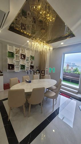 Hình ảnh Cho thuê Penthouse Sky Garden 2, Phú Mỹ Hưng, 4PN, DT 325m2