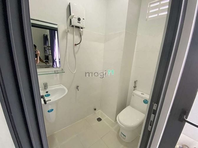 Hình ảnh Phòng ban công sạch sẽ FULL NTngay CẦU THAM LƯƠNG