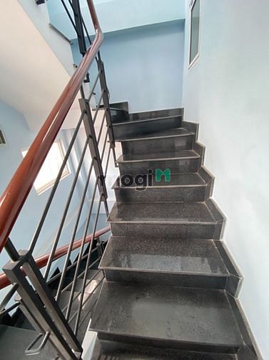 Hình ảnh Cho thuê rẻ phòng trọ 30m2 bếp WC riêng CMT8 Q3 TP.HCM 5 tr/ tháng.