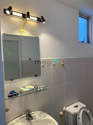 Hình ảnh Cho thuê rẻ phòng trọ 30m2 bếp WC riêng CMT8 Q3 TP.HCM 5 tr/ tháng.