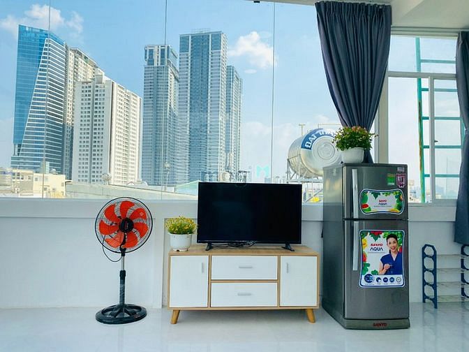 Hình ảnh Studio view cực đỉnh, lung linh về đêm