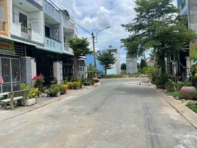 Hình ảnh Bán gấp đất thổ cư chợ Trạm cách QL50 đúng 50m, 5x17.2m, 590 triệu SHR