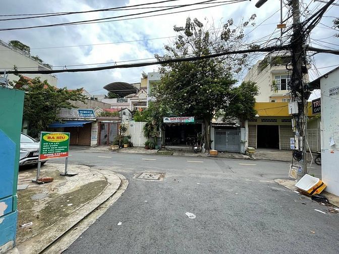 Hình ảnh Cho thuê biệt thự phường Bình An Q2,Mặt tiền 16m, Giá $2,7/m2