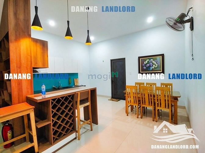 Hình ảnh Nhà 3 tầng 2PN gần biển Mỹ Khê - B553