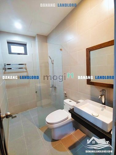 Hình ảnh Nhà 3 tầng 2PN gần biển Mỹ Khê - B553