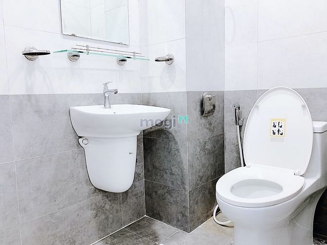 Hình ảnh Mb6623 nạp rút nhanh chóng studio có cửa số ngay Q1, thuận tiện đi Q3,Q4,.. Hỗ trợ cọc