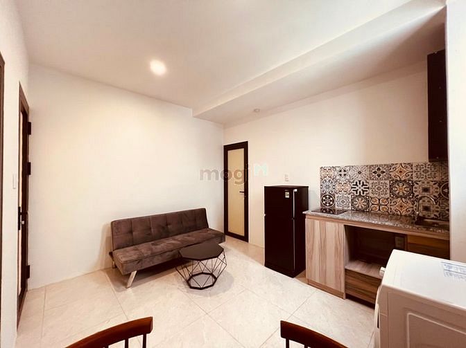 Hình ảnh Duy nhất căn 2pn ban công + 3wc tại quận 10