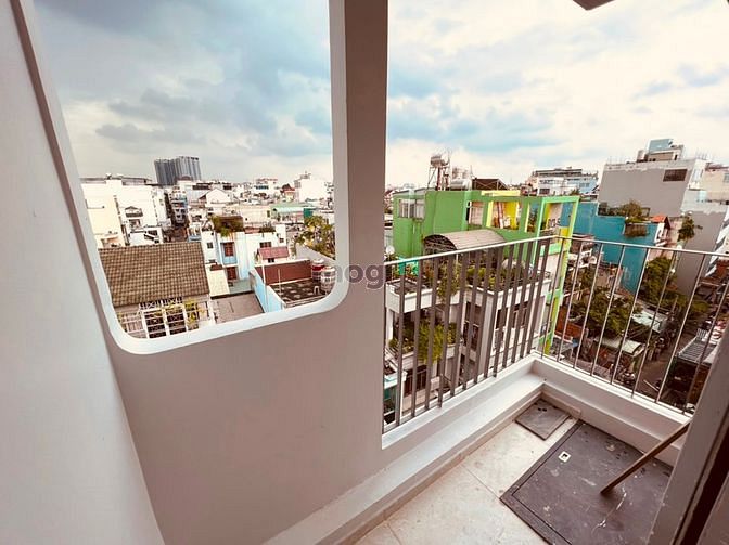 Hình ảnh Duy nhất căn 2pn ban công + 3wc tại quận 10