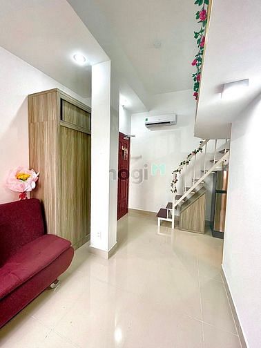Hình ảnh Duplex full nội thất vị trí trung tâm gần cầu kênh tẻ, đường NHT, HD.