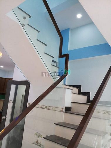 Hình ảnh Bán nhà Lê Đình Cẩn binh Tân 170m2 shr 4 phòng ô tô