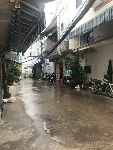 Hình ảnh Nhà mặt tiền hẻm xe hơi đậu cửa - Trung tâm Quận 4 - Sát bên Quận 1.