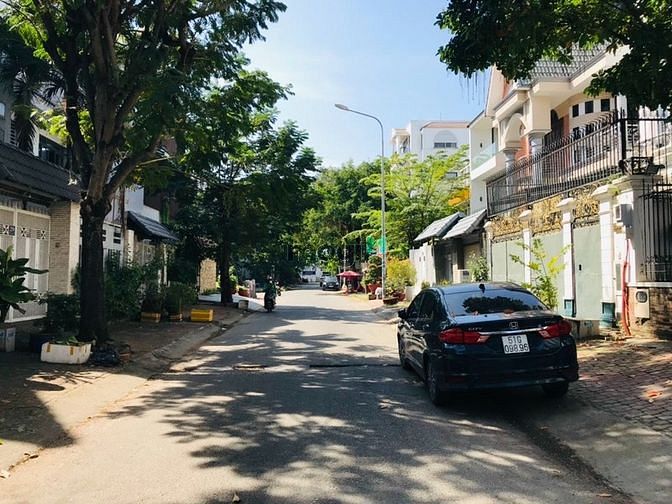 Hình ảnh Cho thuê biệt thự kdc nam long trần trọng cung quận 7