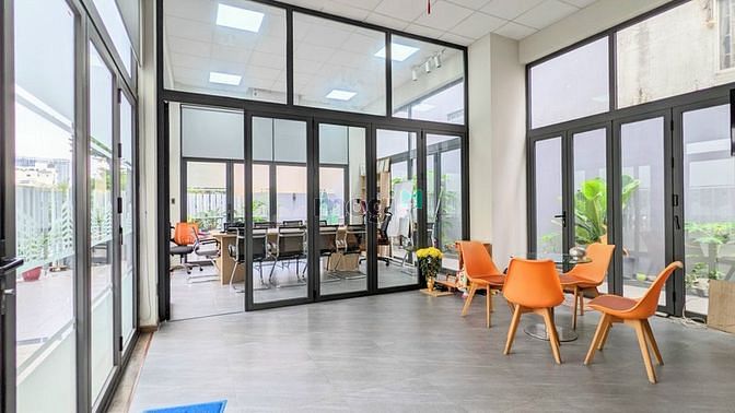 Hình ảnh Cho thuê nhà mặt phố góc 2MT 58 Nguyễn Thị Thập, Quận 7