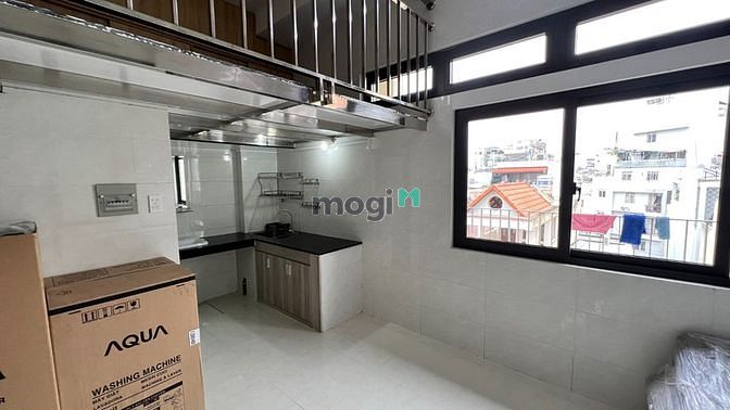 Hình ảnh Cho thuê Duplex mới tinh tại Thành Thài Quận 10 gần Điện Biên Phủ