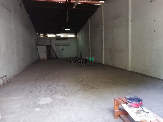 Hình ảnh $Cho thuê KHO 200m2, đường tải 5 Tấn, ko cột, Luỹ Bán Bích, 25 Tr $