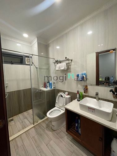 Hình ảnh Mb6623 nạp rút nhanh chóng Nguyễn Văn Thương ngay Hàng Xanh Hutech