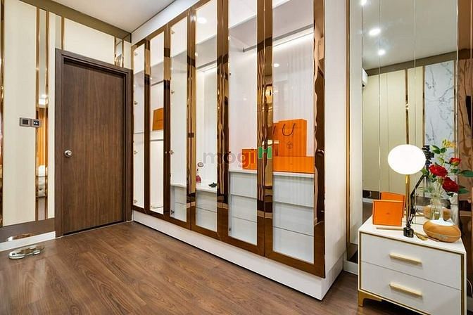 Hình ảnh Căn Hộ Cao Cấp - Ban Công - Nội Thất Xịn Sò - Ngay Công Viên Tao Đàn