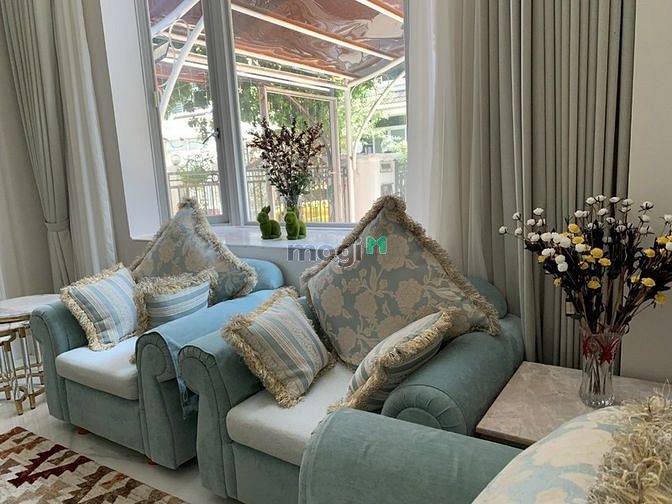 Hình ảnh Cho thuê biệt thự góc nam viên phú mỹ hưng q7 hcm