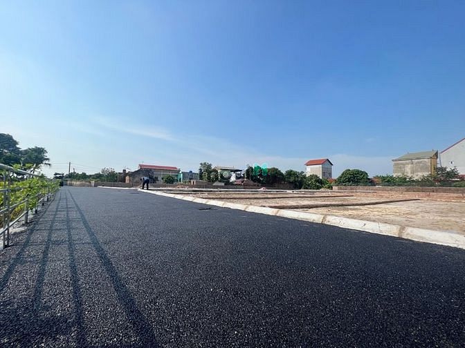 Hình ảnh Bán đất gần thị trấn ân thi sổ đỏ chính chủ .