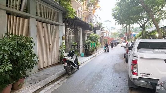Hình ảnh Bán nhà phố Ngọc Lâm Long Biên