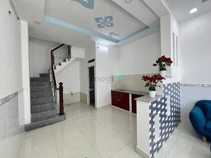 Hình ảnh Kẹt tiền bán gấp nhà Dương Bá Trạc