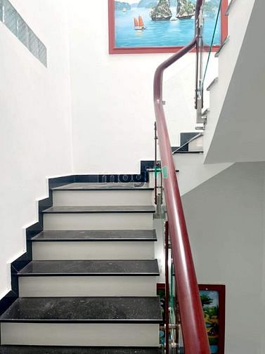 Hình ảnh Bán nhà mặt tiền Bùi Văn Ba 96m2 chỉ 12 tỷ 3
