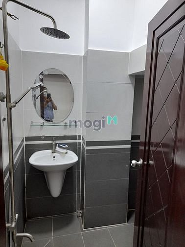 Hình ảnh ✅ DUY NHẤT – HXH sát mặt tiền Lạc Long Quân – 46M2- 6.5 Tỷ ✅