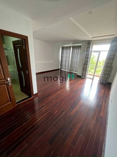 Hình ảnh Nhà 6x20m,1T2L sân thượng,4PN,5WC,chỉ 26tr/th