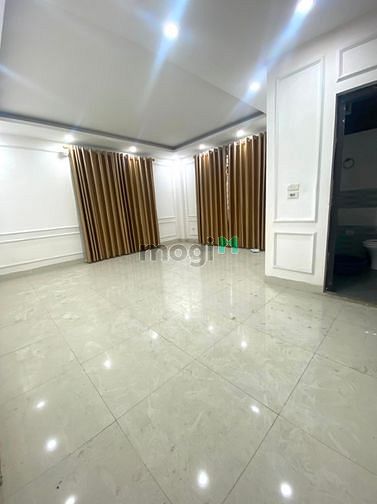Hình ảnh Cho thuê nhà ngõ ô tô đỗ cửa