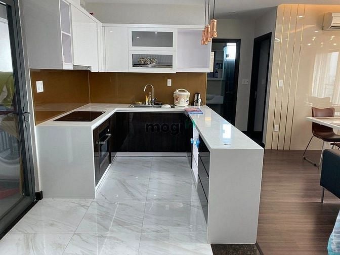 Hình ảnh Cần tiền ma chay bán CH The Everrich Q5, 3TY452TR