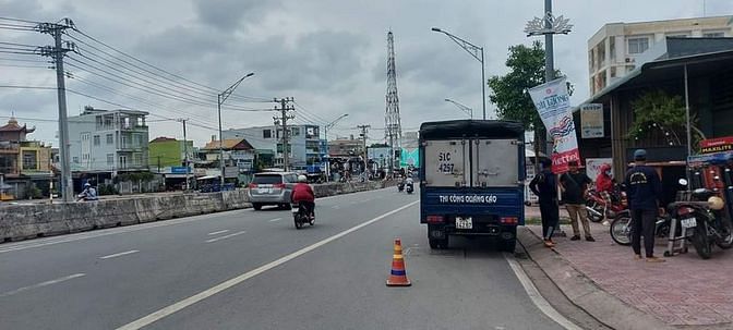 Hình ảnh Đất và nhà ngay chợ p2 thành phố Tân An Long An