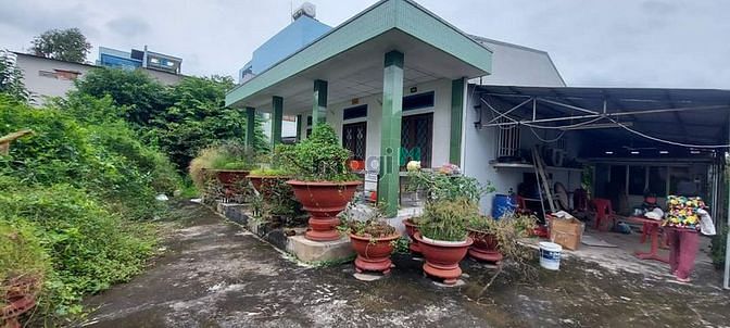 Hình ảnh Đất và nhà ngay chợ p2 thành phố Tân An Long An
