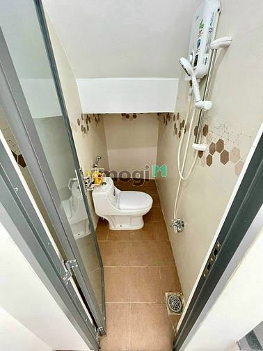 Hình ảnh Bán nhà lầu hoàn công hẻm 44 CMT8