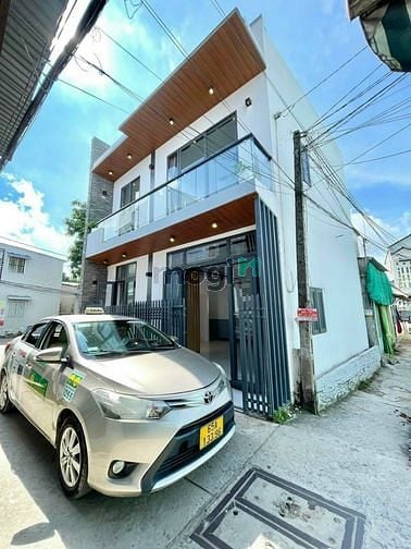 Hình ảnh Bán nhà lầu hoàn công hẻm 44 CMT8