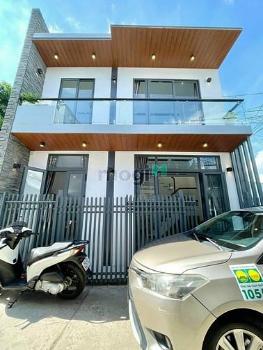 Hình ảnh Bán nhà lầu hoàn công hẻm 44 CMT8
